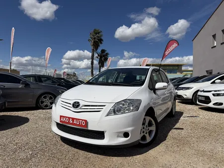 Toyota AURIS 126 D-4D FAP DYNAMIC 5P