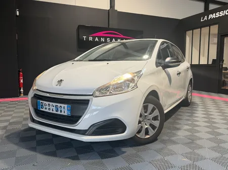 Peugeot 208 affaire 1.2 puretech 82 bvm5 premium