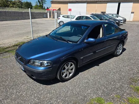 Volvo S60 2.4i L5 170cv