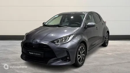 Toyota Yaris 116h Design 5p MY22