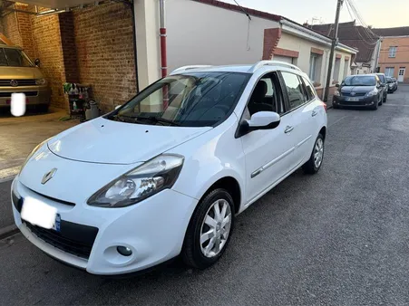 RENAULT CLIO 1.2 ESSENCE 75 Cv 109.000 KM DISTRIBUTION NEUVE