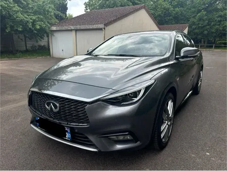 Infiniti Q30 2.2D 170 cv Premium Tech DTC7 4x4 AWD BVA Full Option Garantie 6 mois