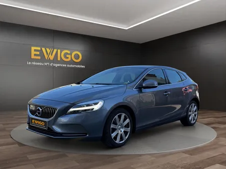 Volvo v40 2.0 t2 122ch inscription / entretien à jour / garantie 6 mois