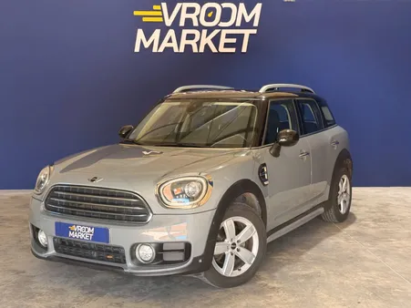 MINI Countryman 2.0 D 150ch Red Hot Chili - 2017 - Suivi complet - Phares LED
