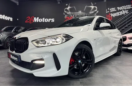 BMW SERIE 1 118i 140ch DKG7 M SPORT SHADOW LINE+TOIT OUVRANT+PACK HIVER+HAYON ELECTRIQUE •Feux LED•Jantes 18P•Étriers Rouge•Camera•Radars AV/AR•Sieges,Volant chauffant•Lumières d’ambiance•CarPlay
