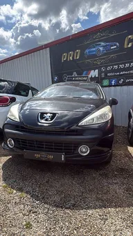 PEUGEOT 207 AUTO 1,6 l 105 CV ESSENCE garantie 3 mois
