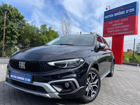 FIAT TIPO CROSS 249/mois GARANTIE 6 ANS 1.6 MULTIJET 130ch PLUS Virtual-Cockpit FullED AppleCarPlay AndroidAuto 1ère MAIN Origine française Entretien à jour/Aucun frais à prévoir