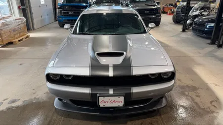 Dodge Challenger SRT 392
