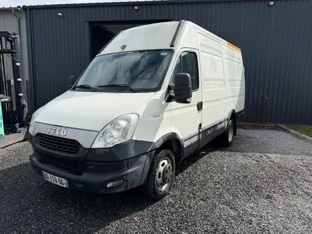 Iveco 35c13 v12 jumeler