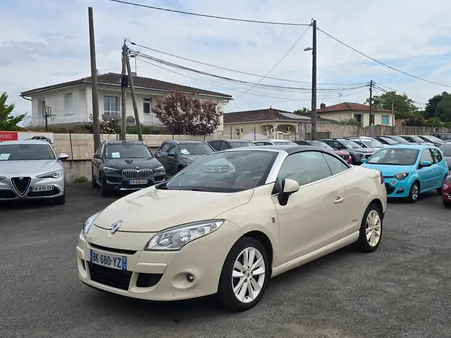 RENAULT Mégane III CC Phase 2 Coupé Cabriolet 1.9 dCi 131 cv FLORIDE n°552 /1600