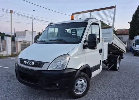 Camion IVECO DAINY IV benne