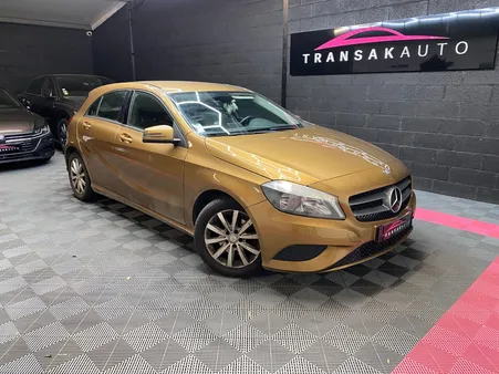 MERCEDES CLASSE A 180 BlueEFFICIENCY Sensation