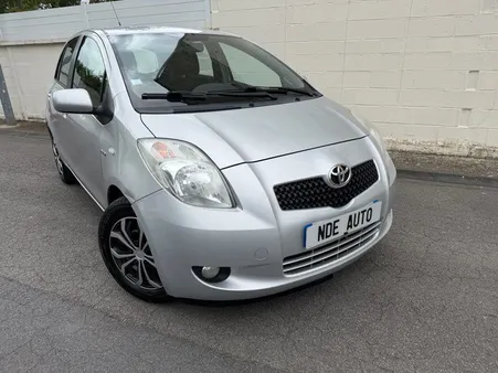 TOYOTA YARIS 1.4 D4-D 90ch – 5 PORTES – ÉCONOMIQUE & FIABLE