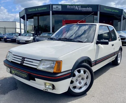 Peugeot 205 GTI / 1.9l 130 CH BVM 5 / 125000 km / Non cathalisé / Reprise & Financement