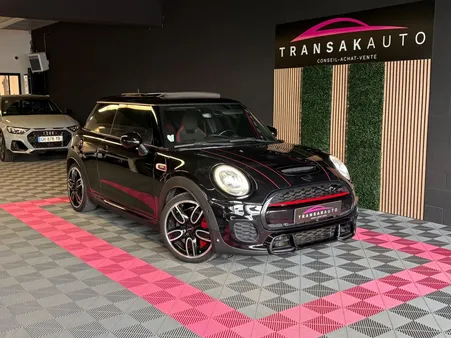 MINI HATCH 3 PORTES F56 231 ch John Cooper Works BVA6 Finition JCW Exclusive Design