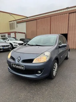 Renault Clio III 1.5dci 68ch Dynamique Distribution neuve GARANTIE