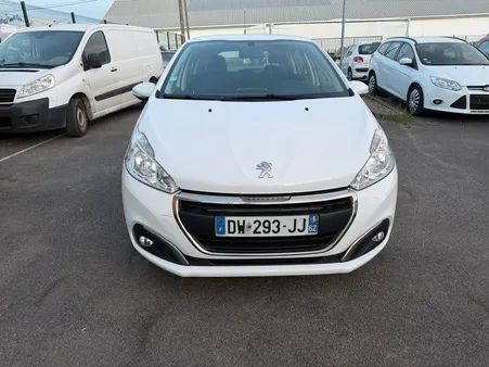 PEUGEOT 208 1.6 BLUEHDI 100 ch