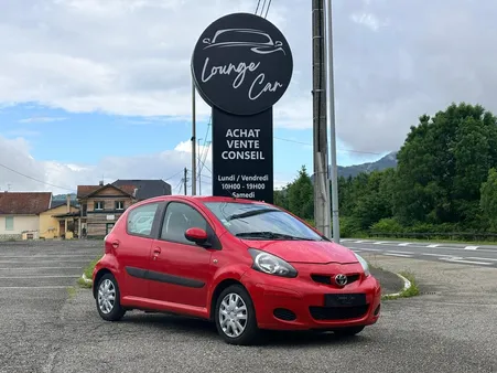 TOYOTA AYGO 1.0 VVT-i Confort