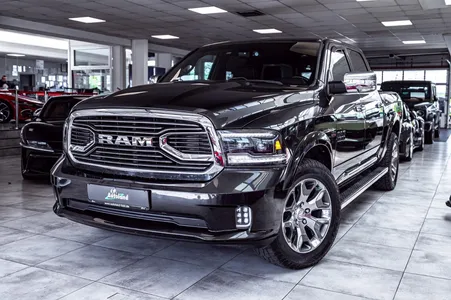 Dodge RAM 1500 Limited 5.7 V8 HEMI 401 ch 4x4 – Caméra – Cuir – Suspension adaptative