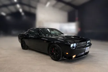 Dodge Challenger SRT8 6.4L HEMI 477ch immatriculation francaise