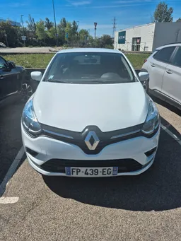 Clio 4 Société 2 places dci 75 medianav gps radar