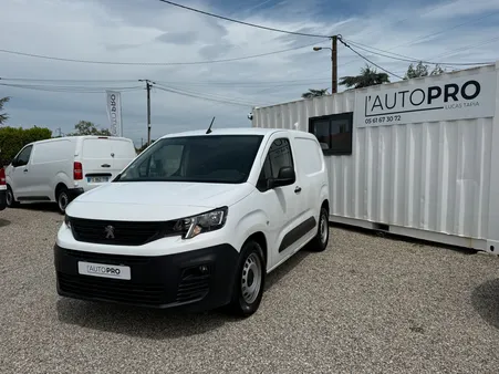 PEUGEOT PARTNER STD 1000KG 1.5 100 GRIP 10.825HT Motricité renforcée 1main