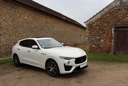 Maserati Levante 3.0 V6 350ch Q4 GranSport -- 79 100 Km -- Configuration exceptionnelle -- Française -- Suivi Limpide -- Garantie 12 mois