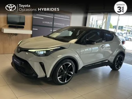 Toyota C-HR 122h GR-Sport 2WD E-CVT MY22