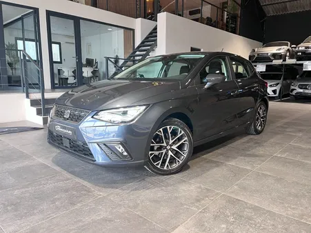 Seat ibiza v 1.0 tsi 115 s/s dsg7 copa - jantes 17 - carplay - camera - gris magnetic - 900 kms