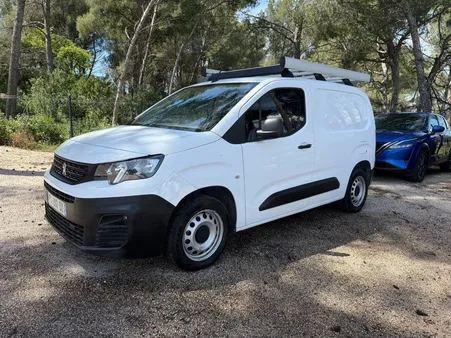 PEUGEOT PARTNER STD 1.5 HDI 130 PREMIUM ( tva récupérable ) GALERIE / PORTE LATÉRALE / HABILLAGE BOIS / ATTELAGE