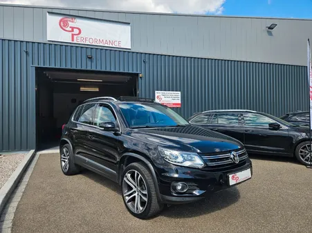 Volkswagen Tiguan 2.0 TSI 180 4MOTION Track & Style CUIR TOIT PANO ATTELAGE DYNAUDIO XENONS CAMERA JA19 NAVI
