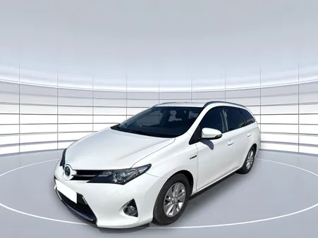 Toyota AURIS Hybride 136h Business