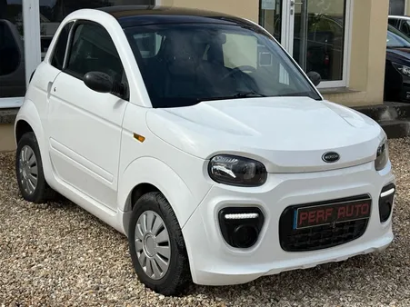 MICROCAR DUE SANS PERMIS Radio Bluetooth USB