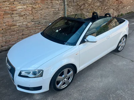 A SAISIR A3 CABRIOLET 1.9L TDI 105CH. S LINE PHASE2 suivi GARAGE