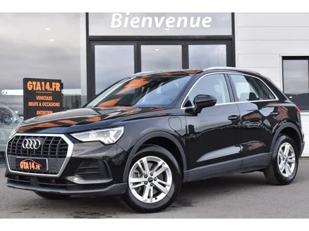 AUDI Q3 45 TFSIe 245 ch S tronic 6 Business Executive