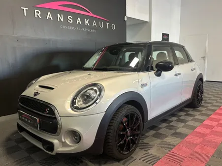 MINI HATCH 5 PORTES F55 LCI Cooper S 192 ch Finition Chili