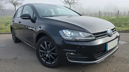 Volkswagen Golf VII 1.4 TSi 125cv •Highline• 2eme Main*Sièges sport*Bi-Xénons*Sièges chauffants*GPS*Financement