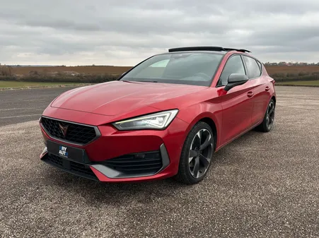 CUPRA Leon 1.5 eTSI 150 ch DSG7 V - APPLE CARPLAY ANDROID AUTO - TOIT OUVRANT - SIÈGES ET VOLANT CHAUFFANTS