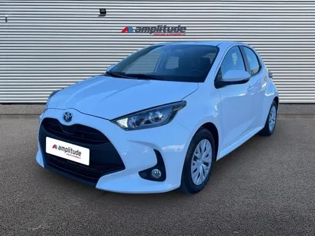 Toyota Yaris 116h Dynamic 5p MY21