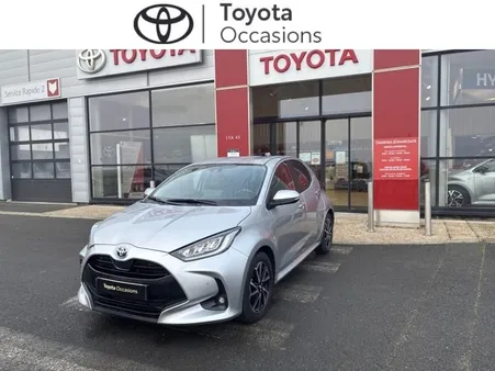 Toyota Yaris 116h Design 5p MY22