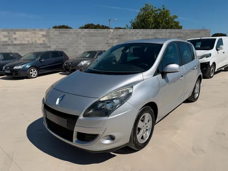 RENAULT Scénic III 1.5 dCi eco2 106 cv Garantie 6 Mois