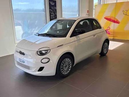 FIAT 500 e 95 ch Pop