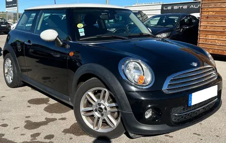 MINI 2 (R56) LCI Cooper D 2.0 D 16V 112 cv * Chaine de distribution /Boite Auto / CLIM