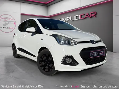 HYUNDAI I10 1.0 66 UEFA EURO 2016 - 1ère Main - Climatisation - Entretien Complet - Régulateur de vitesse - Garantie 12 mois