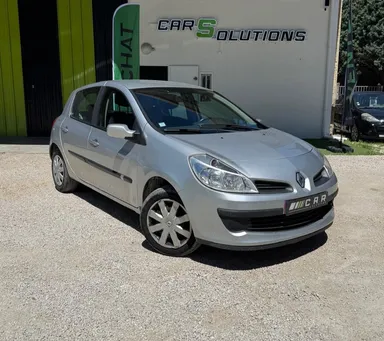 Renault Clio 3 1.5 dCi 68ch – 5 Portes – Gris Métallisé – 2008 – Idéale Ville - Faible conso / assurance - Kit distribution OK - Garantie