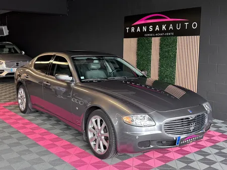 MASERATI QUATTROPORTE 4.2 V8 Sport GT A - BOITE ZF / CARNET COMPLET MASERATI / TOIT OUVRANT
