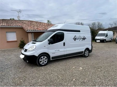 Renault Trafic Van Life camping car Van Aménagé L2H2 2.5l dci 150cv climatisé ct ok,…