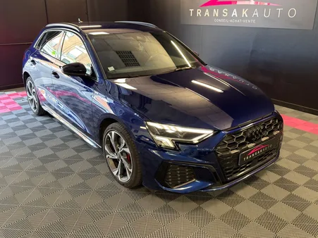 AUDI A3 SPORTBACK 45 TFSIe 245 S tronic 6 Competition / 4 Pneus neufs