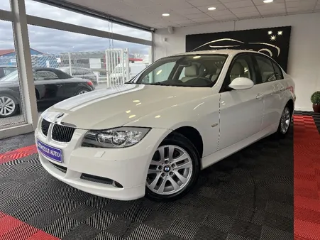 BMW Série 3 E90 318d 143ch Luxe