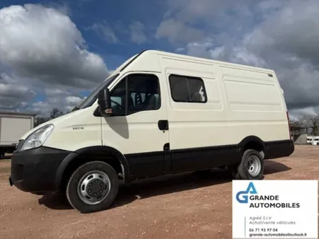 Iveco Daily HPI 2.3 L 130ch - 1er mains- historique complet-8325 HT